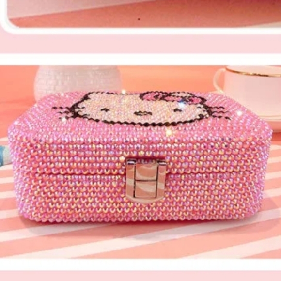Hello Kitty Rhinestone Jewelry Box - Picture 10 of 15